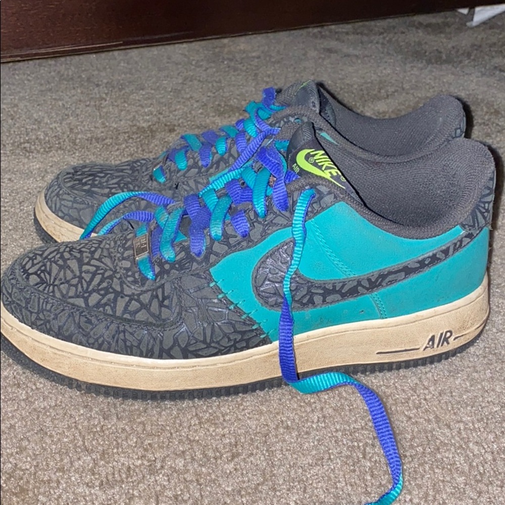 Nike Air Force 1